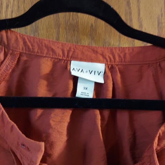 Ava Viv 3x plus burnt top button v neck plus flowy - Picture 2 of 8